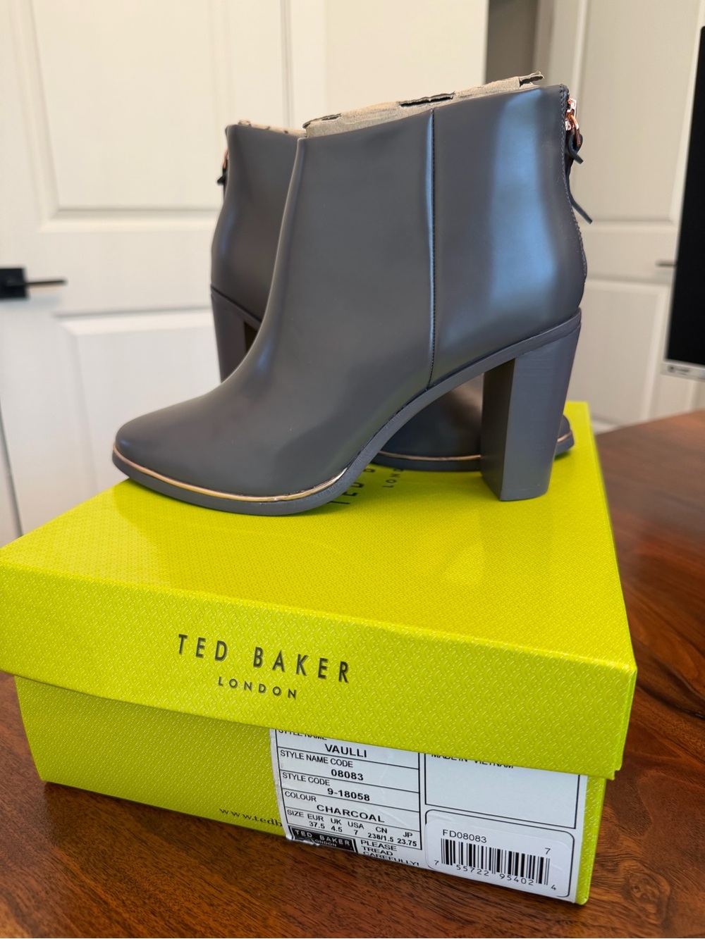 NEW Ted Baker Vaulli Charcoal Ankle Boots Rose Gold Block Heel Size 7